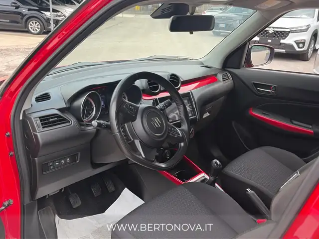 Suzuki Swift view 12