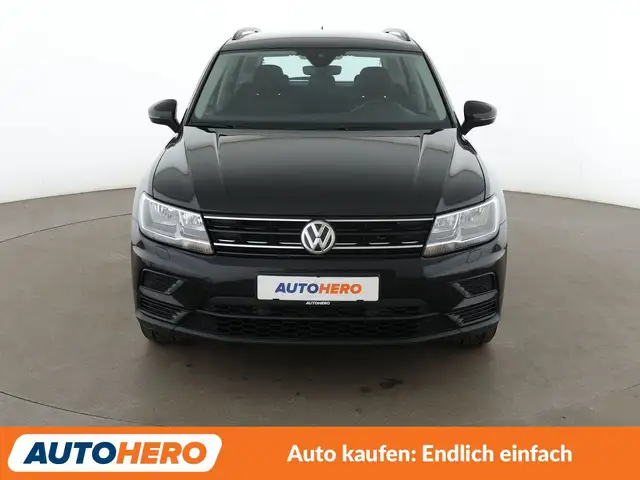 Volkswagen Tiguan view 9