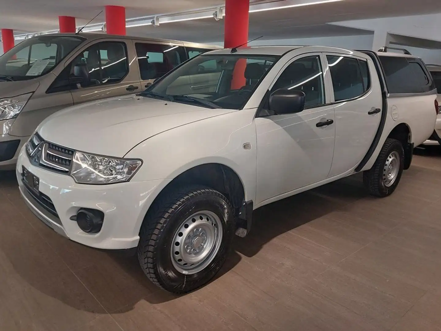 Mitsubishi L200 2.5 DI-D 4x4 Double Cab gancio Hardtop Blanco - 1