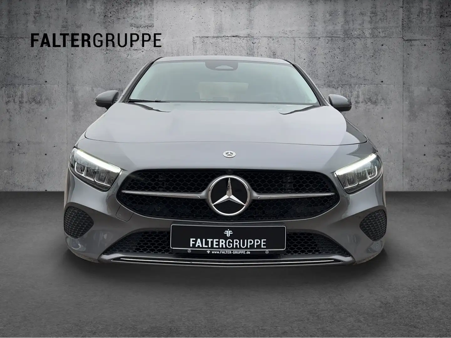 Mercedes-Benz A 180 A 180 PROGRESSIVE+KAMERA+KEYGO+LED+SHZ+AMBIENTE Grau - 2
