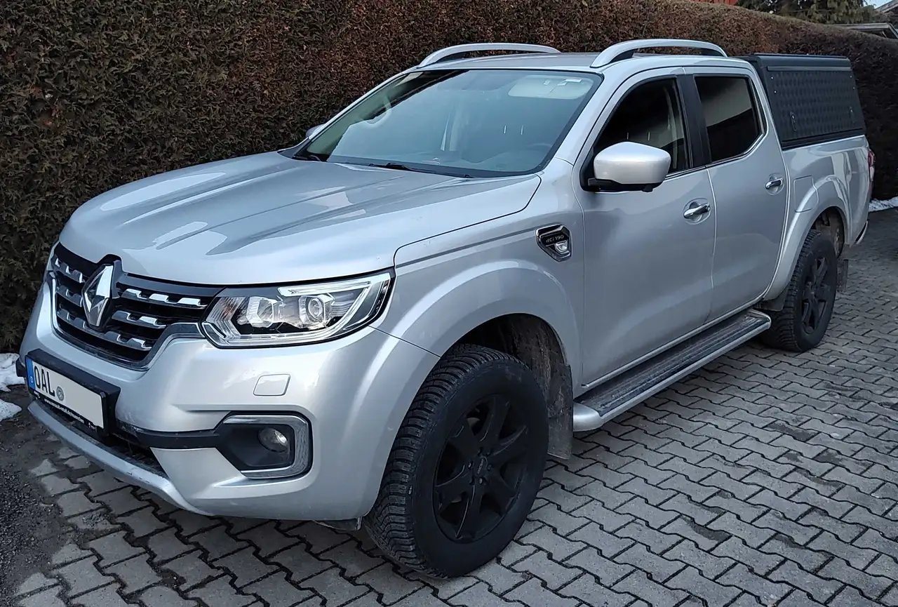 Renault Alaskan