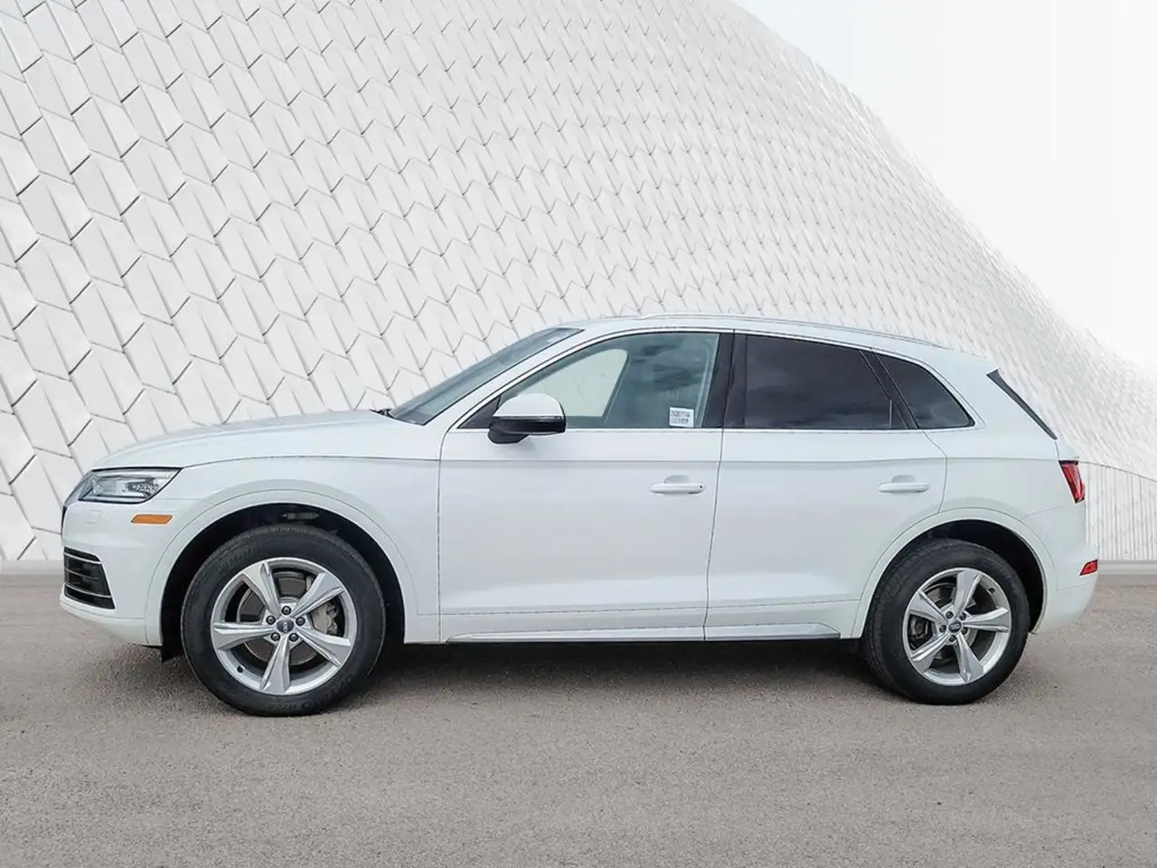 Audi Q5 снимка Audi Q5
