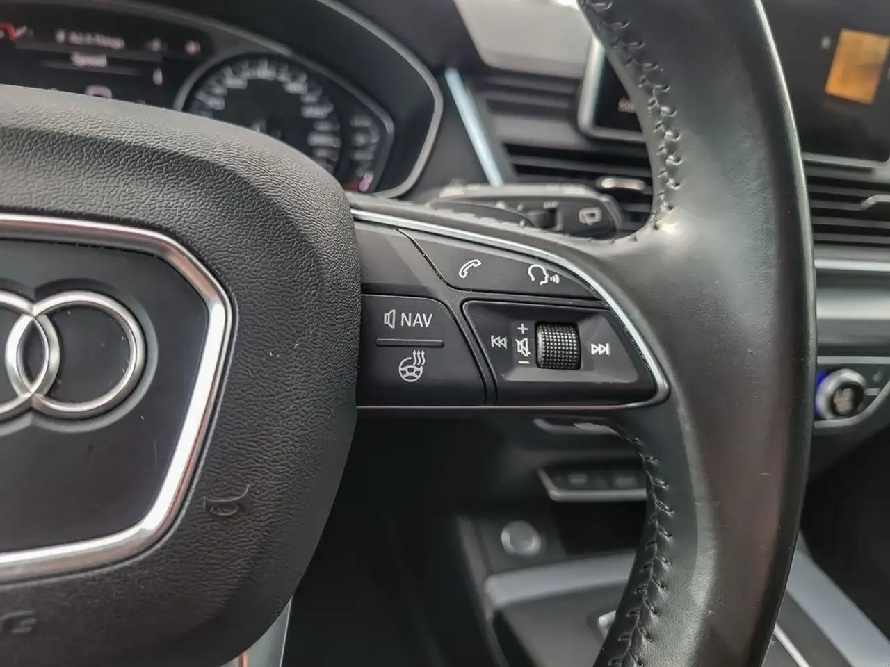 Audi Q5 снимка Audi Q5