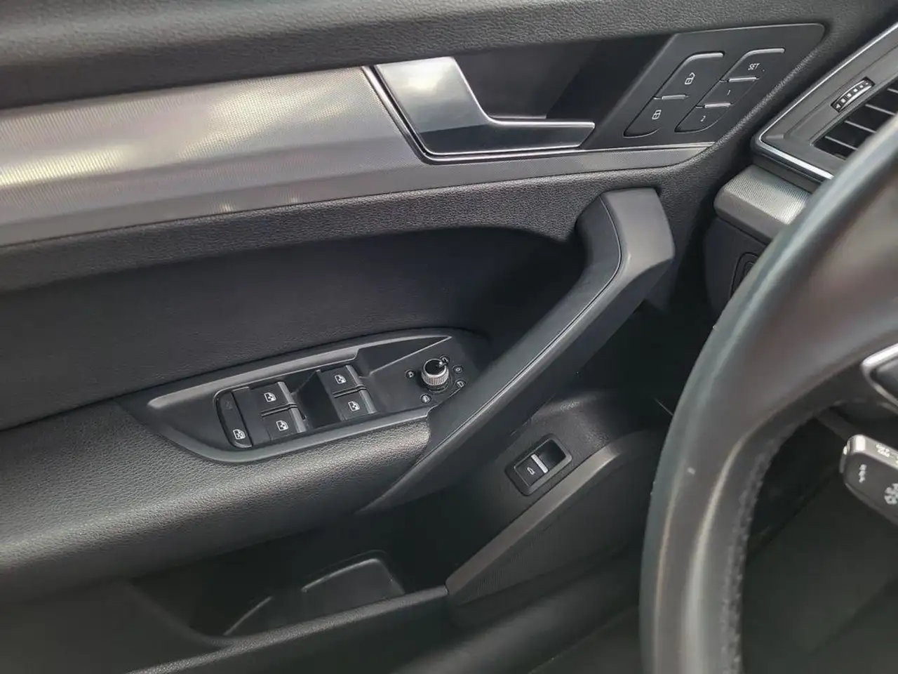 Audi Q5 снимка Audi Q5