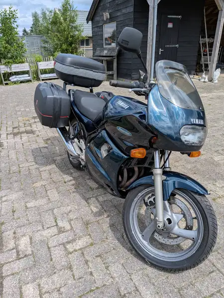 Yamaha XJ 600 - foto 3