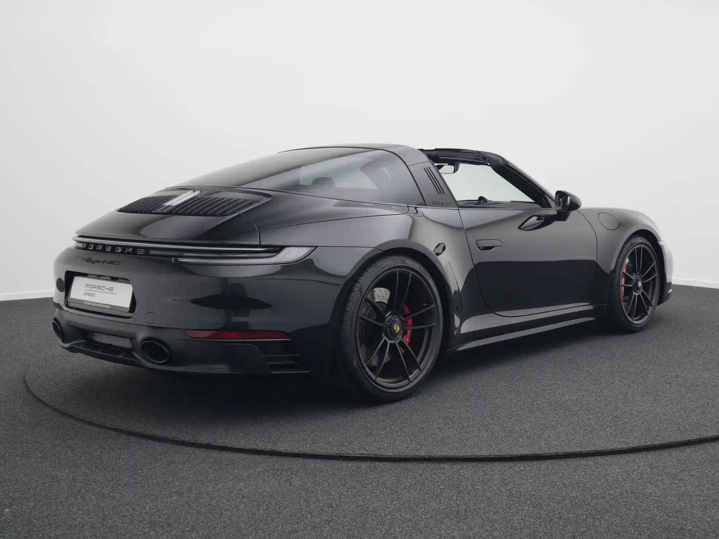 Porsche 992 Targa 4 GTS Zwart - 2
