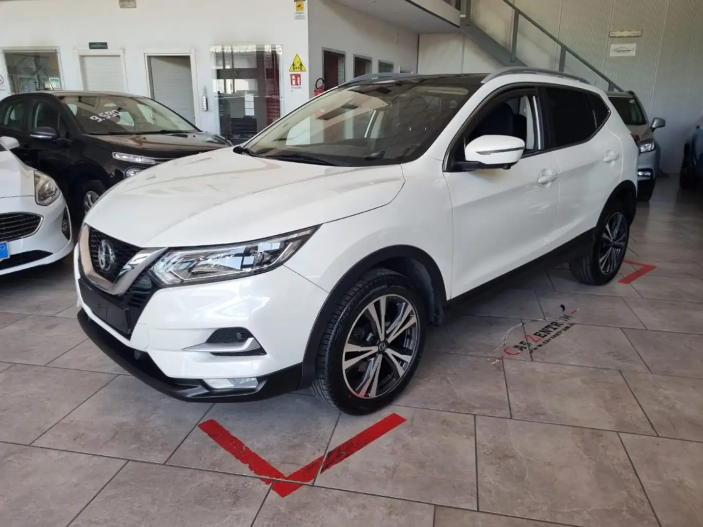 Nissan Qashqai 1.5 dCi 115 CV Tekna+ Bianco - 1
