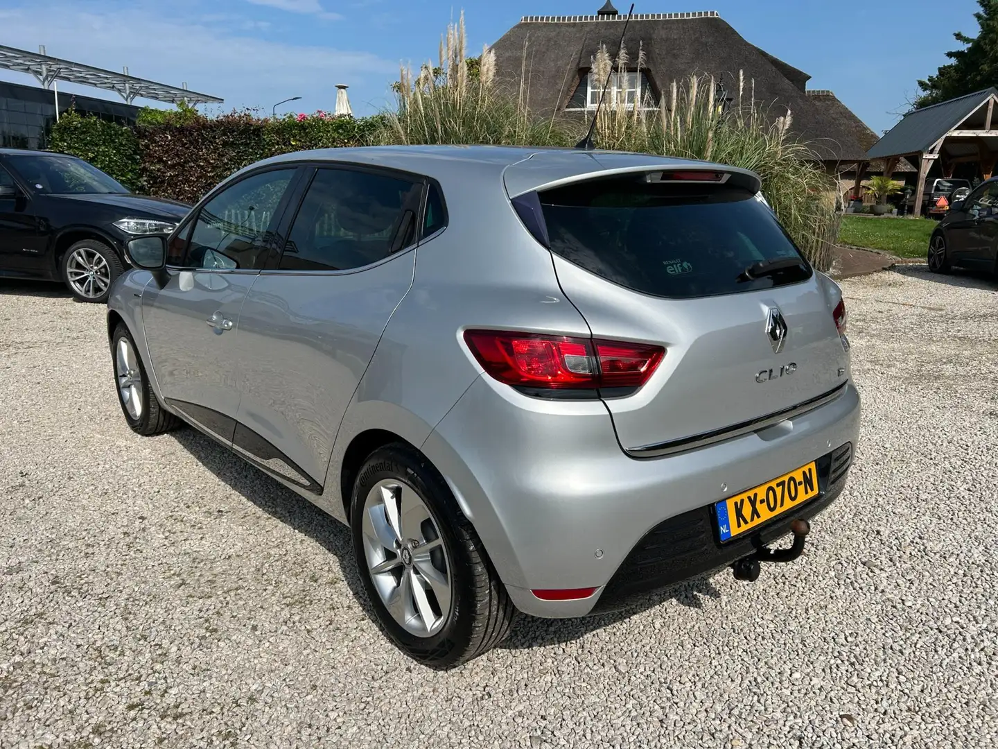 Renault Clio 0.9 TCe Limited Navi , cruise, trekhaak Plateado - 2