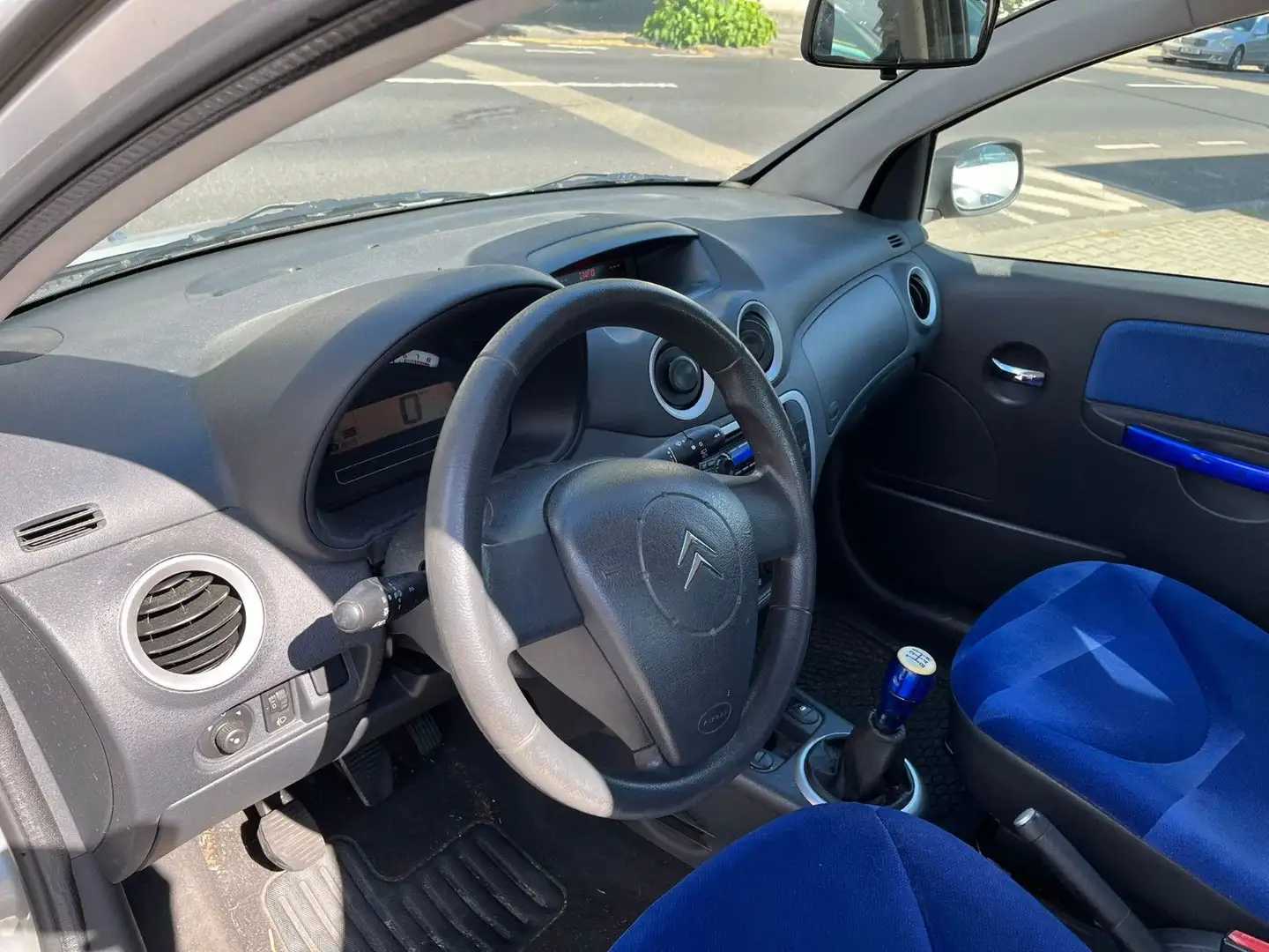 Citroen C2 Confort*KLIMA*TÜV-07-2027*SERVO* Grau - 2