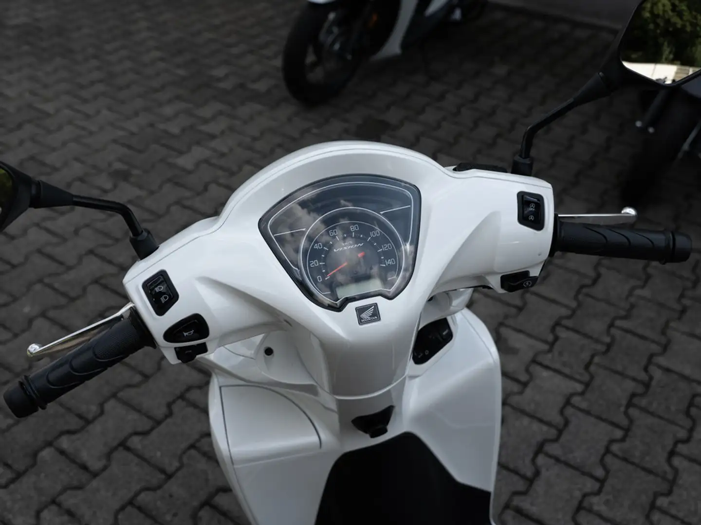 Honda Vision 110 B196 Führerschein Blanc - 2