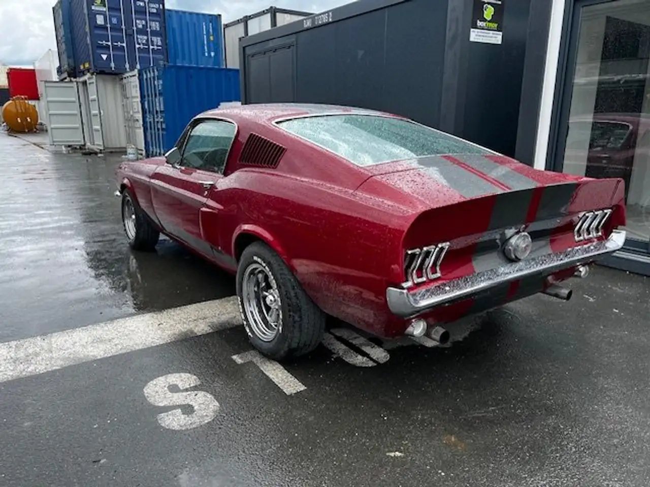 Ford Mustang Fastback, foto 4