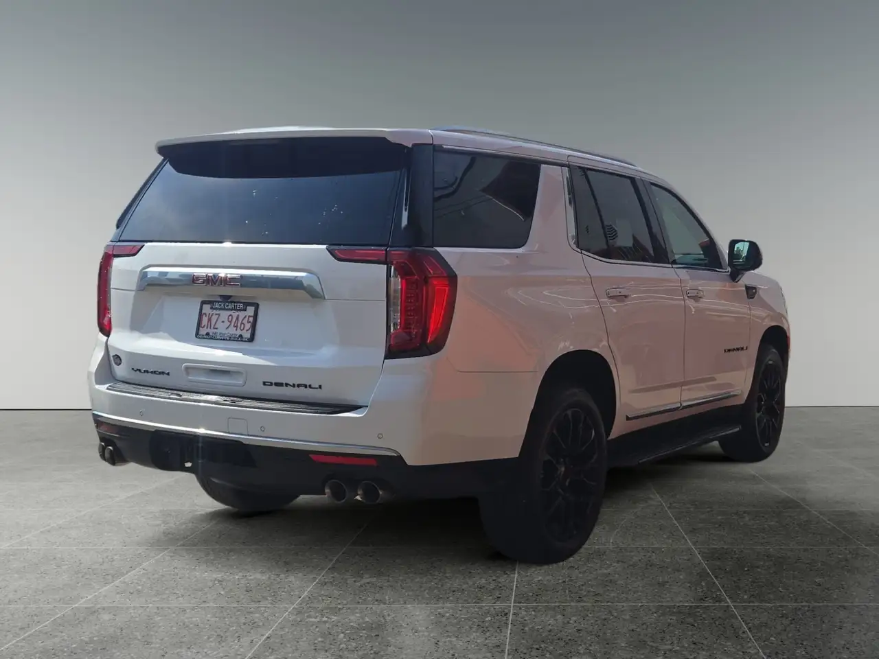 GMC Yukon снимка GMC Yukon