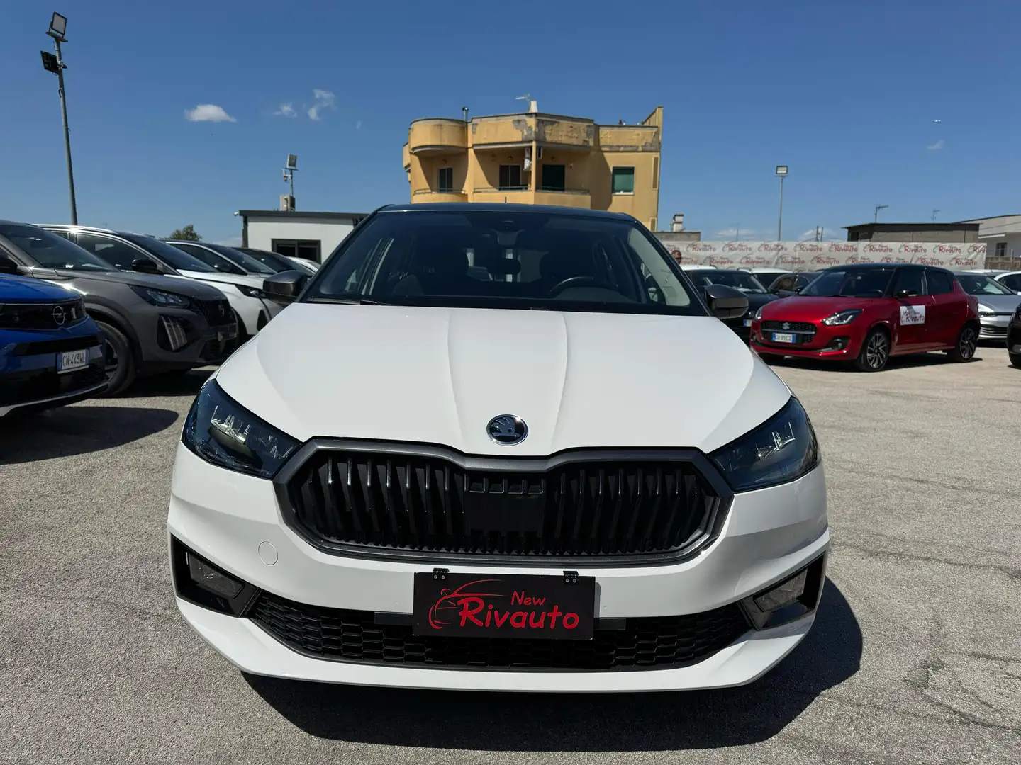 Skoda Fabia Fabia 1.0 tsi evo Monte Carlo 110cv dsg Blanc - 1