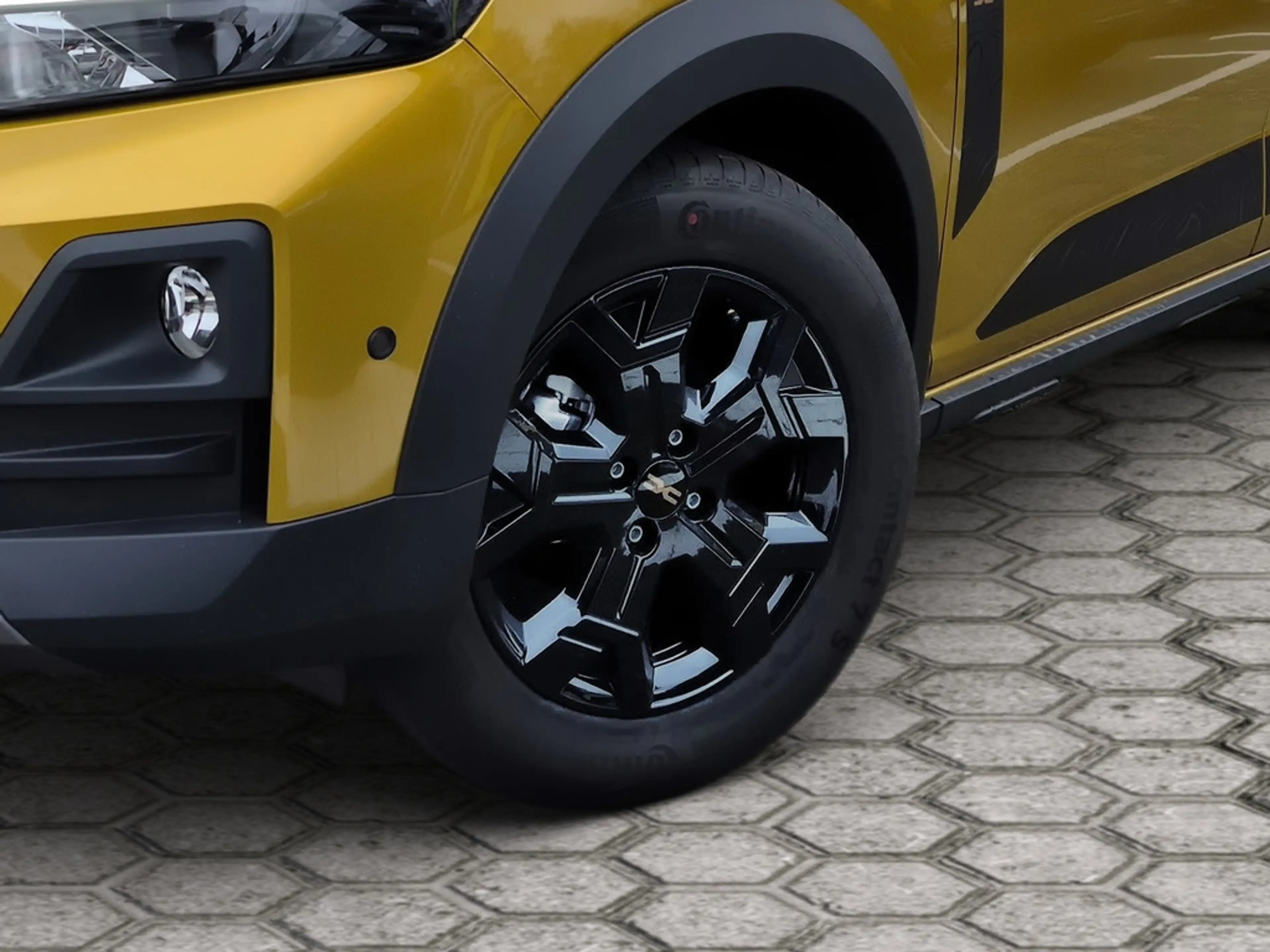 Dacia Sandero Stepway Extreme TCe 110 — photo 7