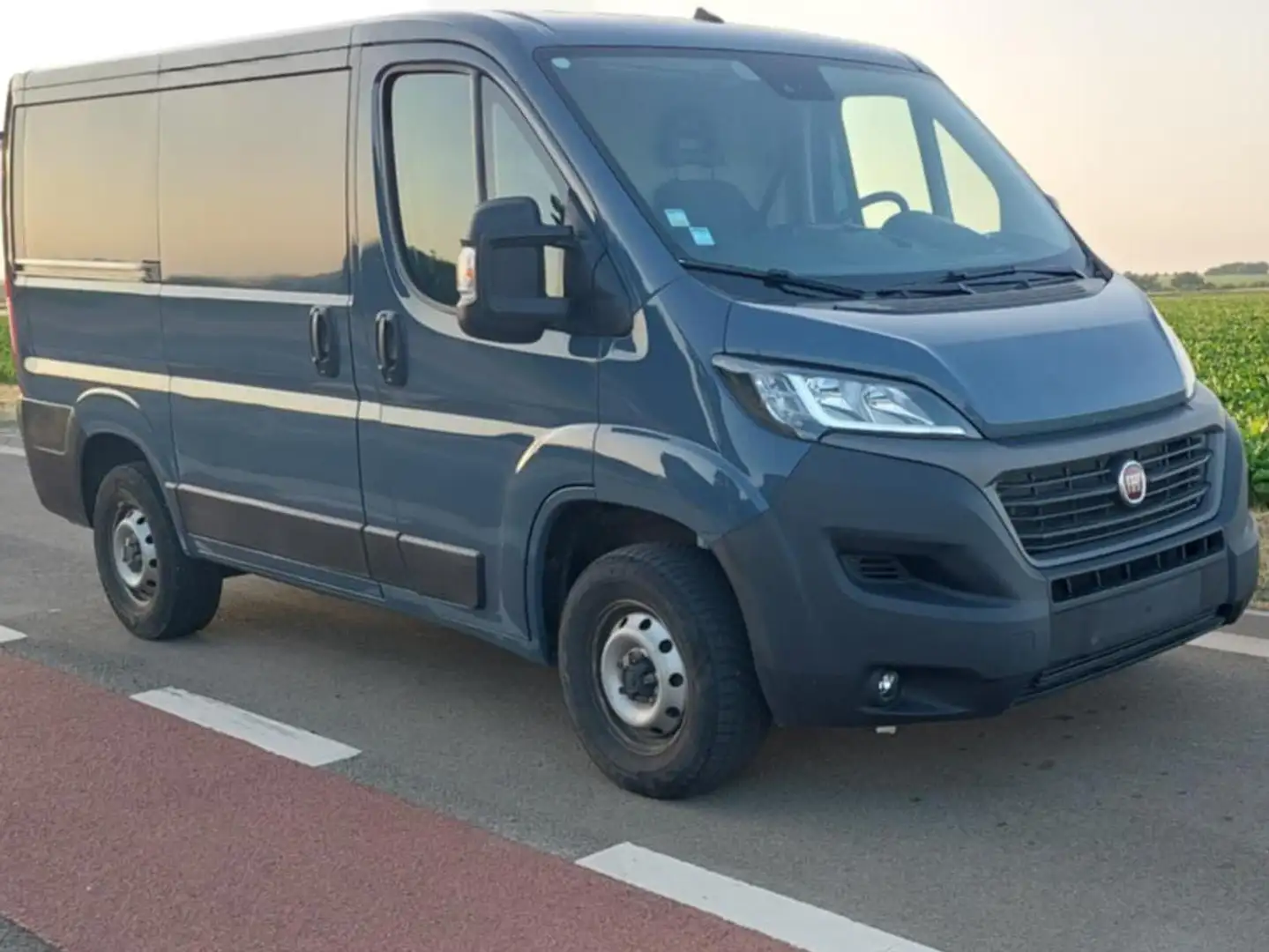 Fiat Ducato 2.3 Multijet C-H1 (EU6d-TEMP) Grijs - 1