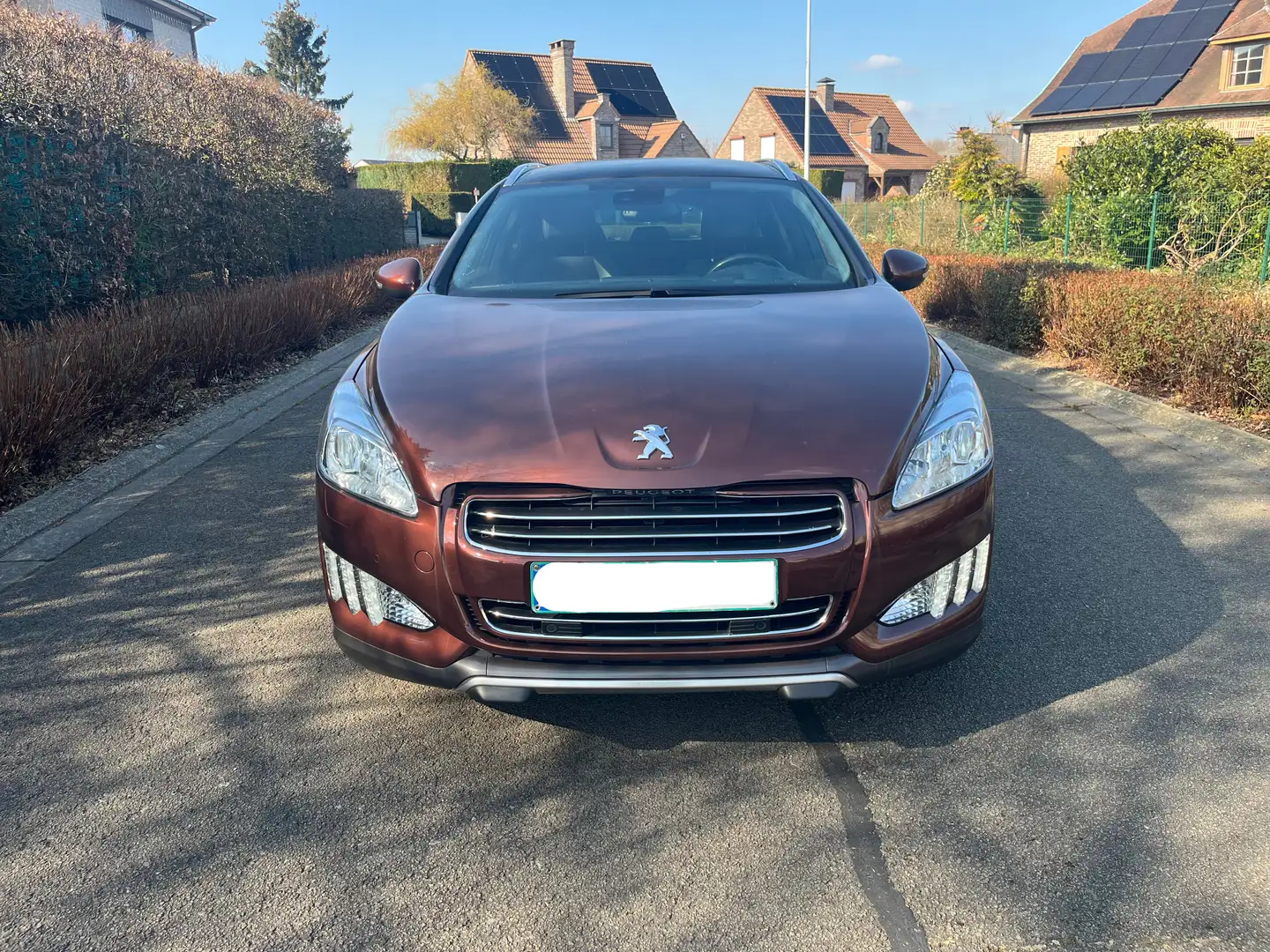 Peugeot 508 SW 2.0 HDi + hybride Allure Auto Marrón - 1