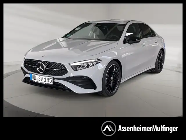Mercedes-Benz A 180 Limousine AMG+ILS+MBUX+Night+Wide+Cam+LED