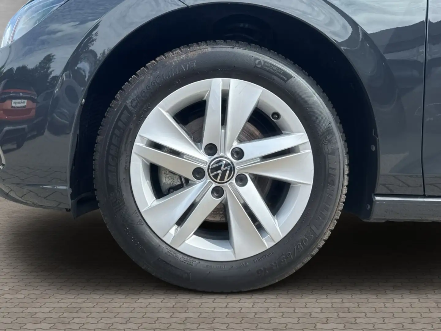 Volkswagen Golf EU6d VIII 1.5 TSI Life StandHZG Digitales Cockpit Gris - 2