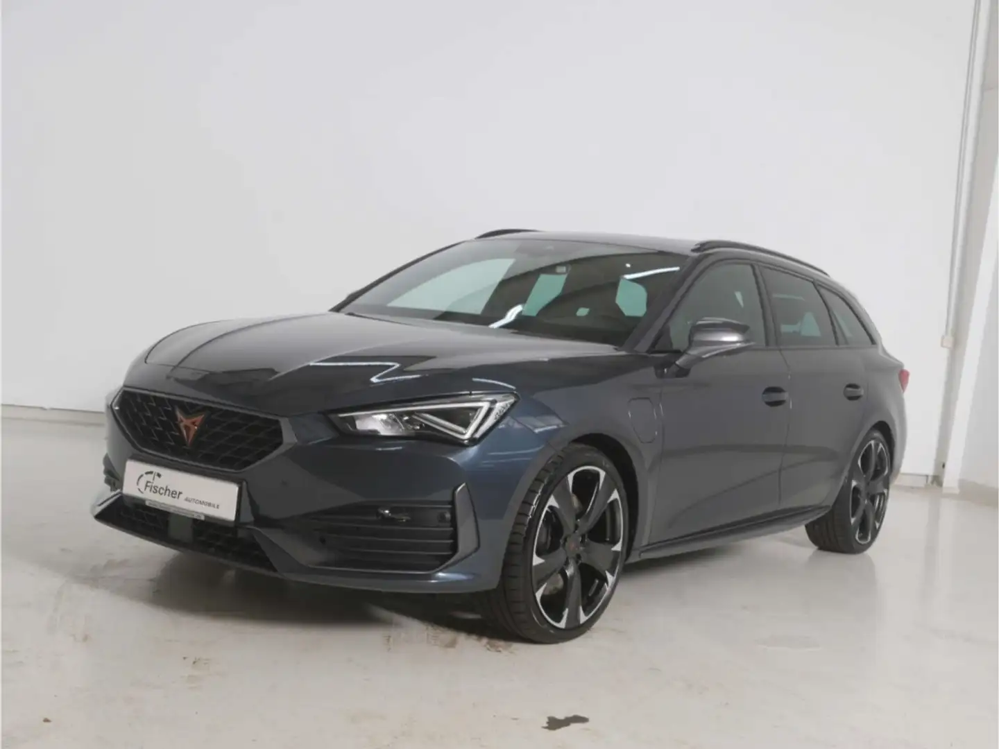 CUPRA Leon Sportstourer 1.4 e-Hybrid Grau - 2