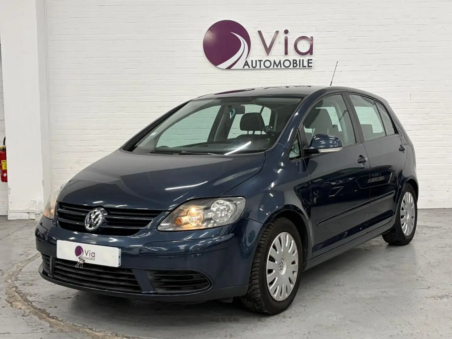 Volkswagen Golf 1.6i 102 CONFORT BVA / ATTELAGE Bleu - 1