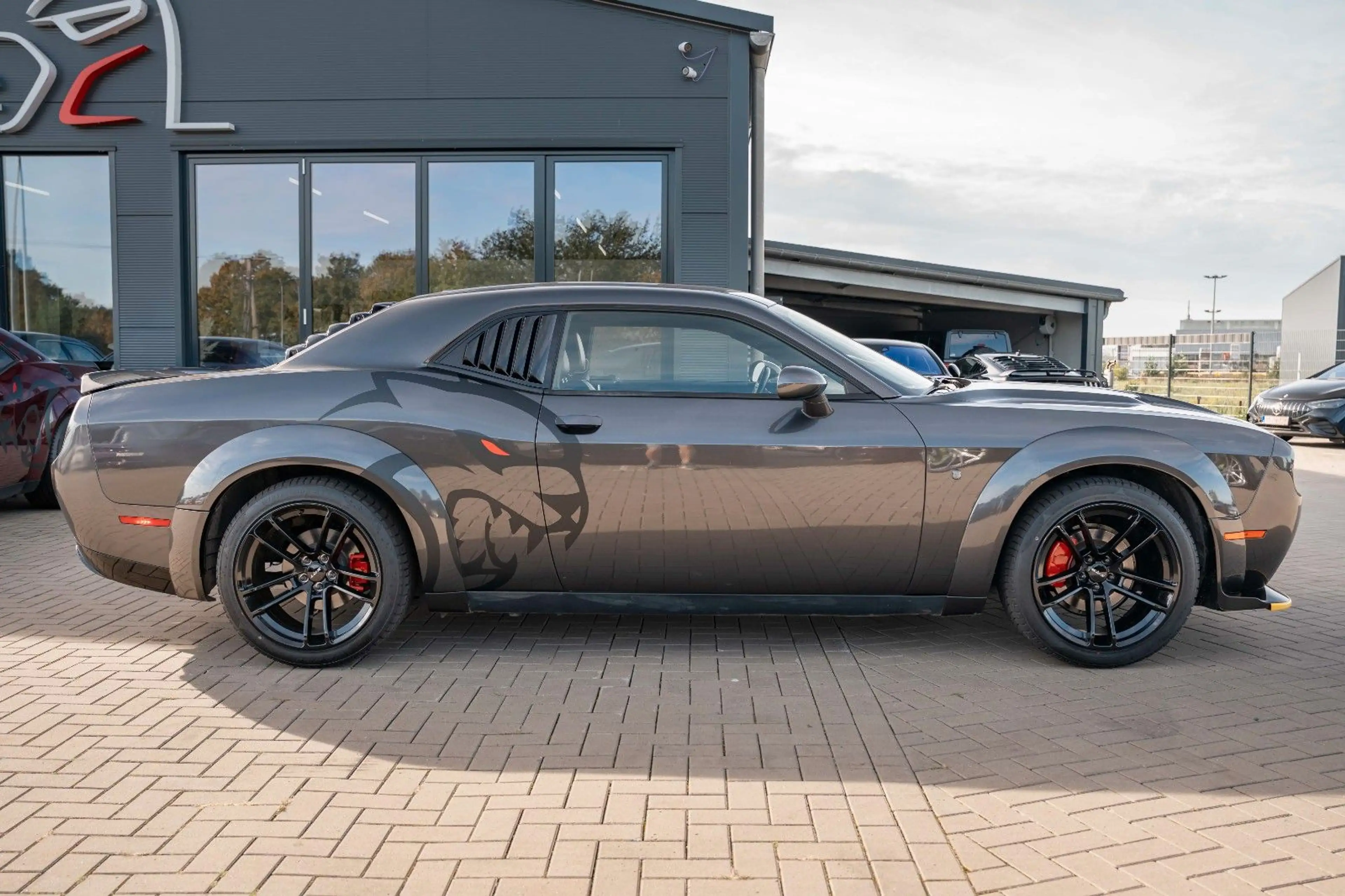 Dodge Challenger 3,6 SXT WIDEBODY 20 ° LED — photo 12