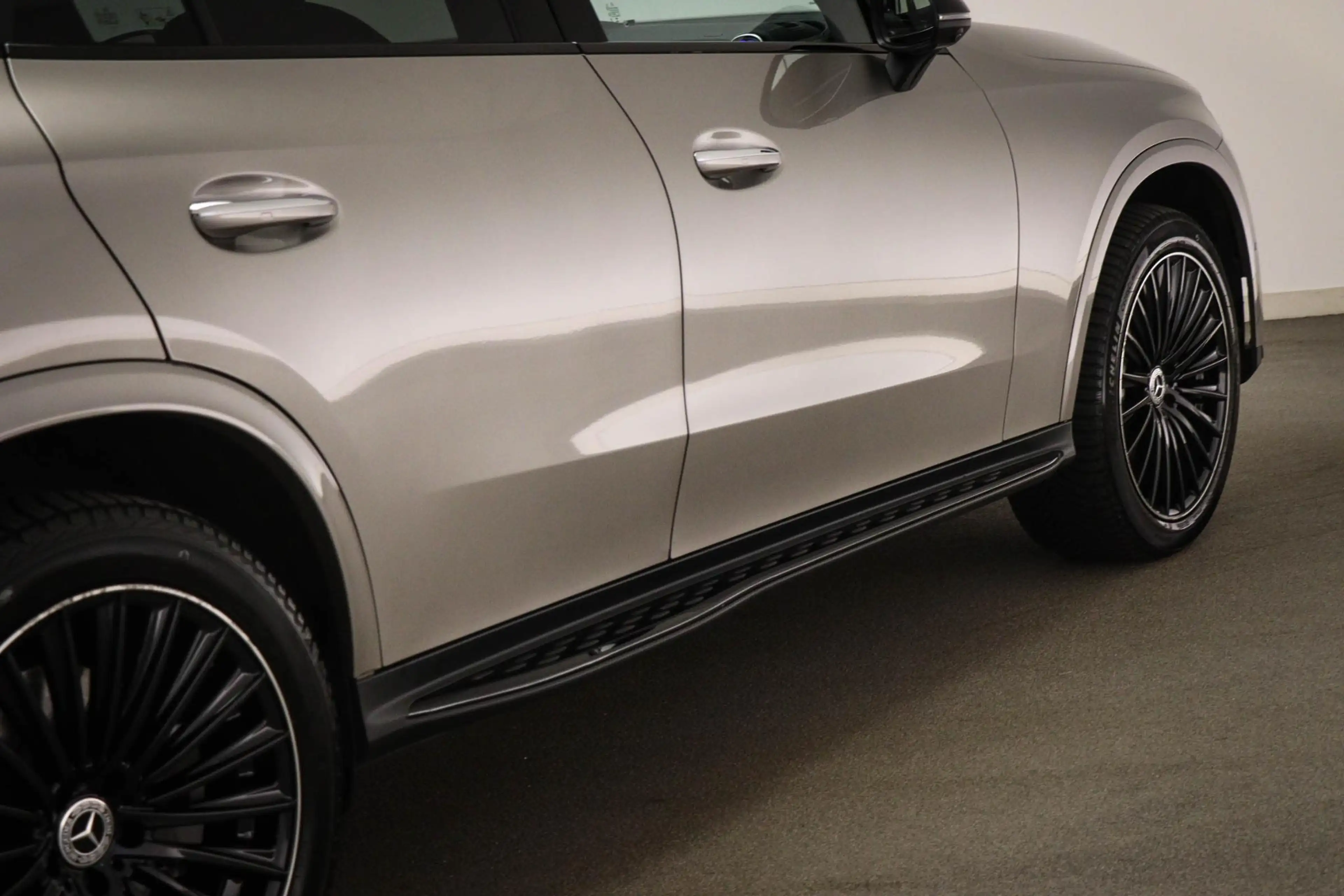 Mercedes-Benz GLC 300 300e 4MATIC AMG Line | PREMIUM PLUS PACK | PANORAM — photo 31