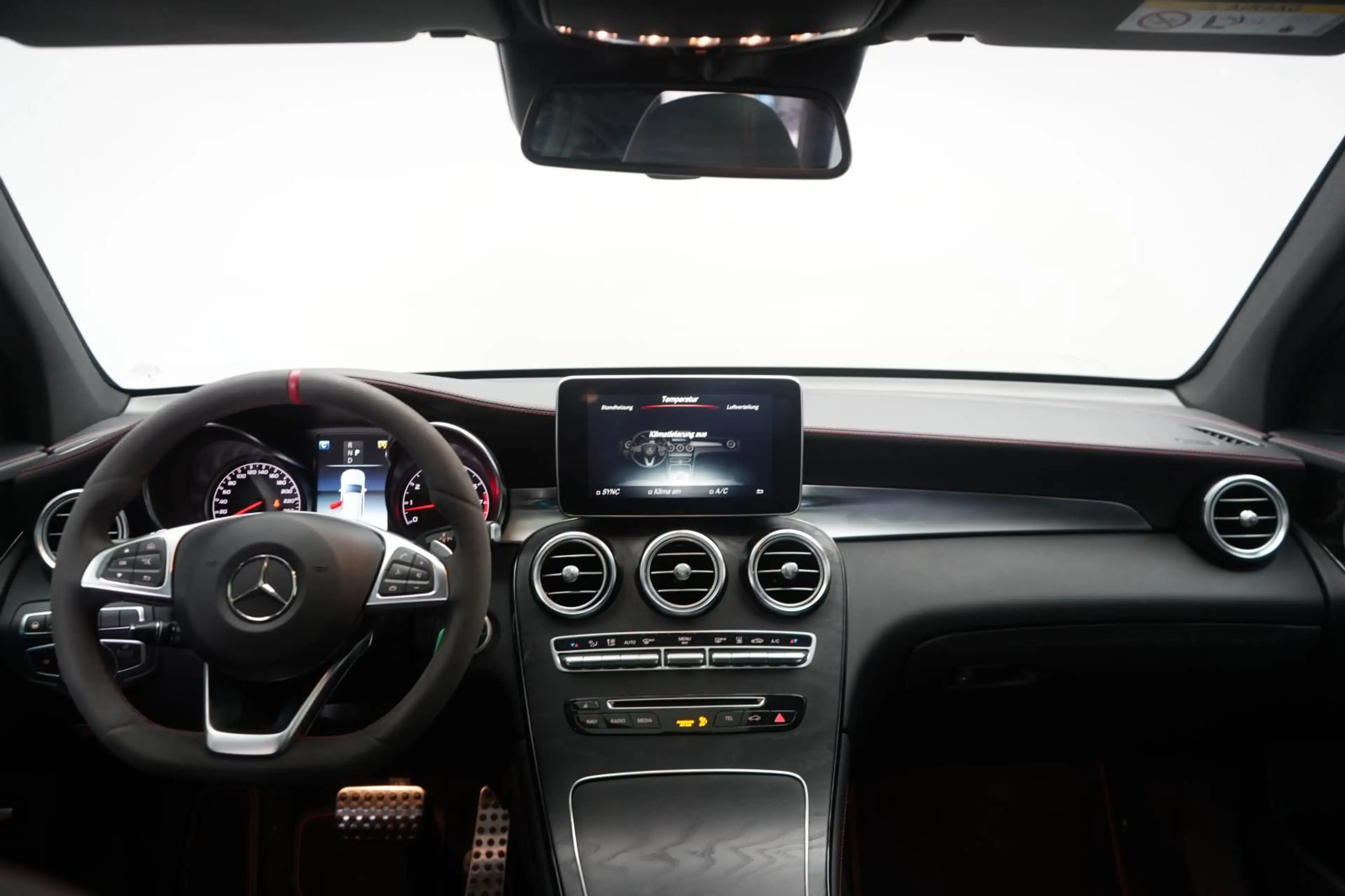 Mercedes-Benz GLC 43 AMG 4Matic 9G-Tronic Distronic/Pano/Burme — photo 14