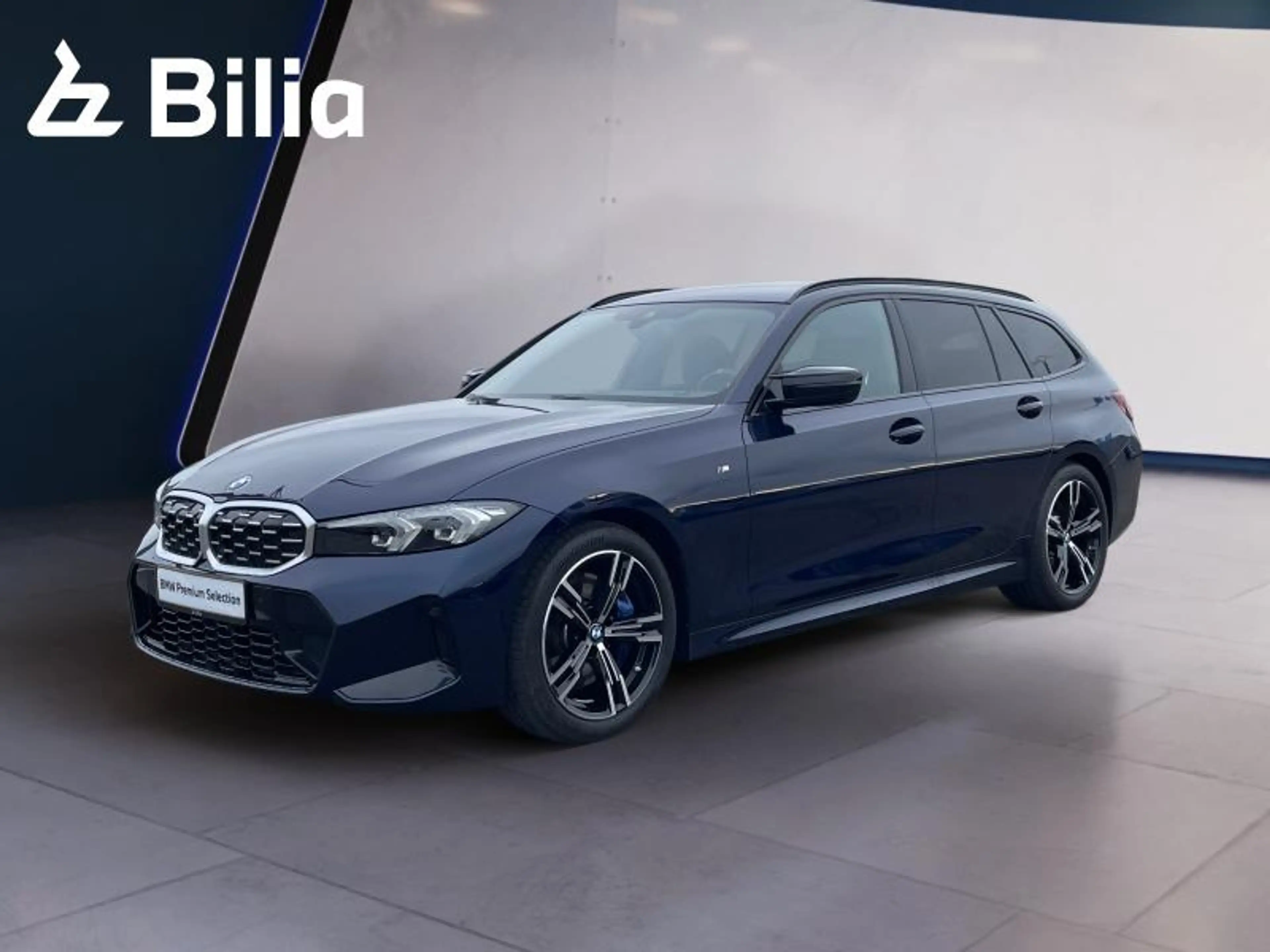BMW 340 M340i xDrive Touring — photo 14