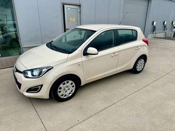 i20 1.4i BENZINE ESSENCE - AUTOMAAT