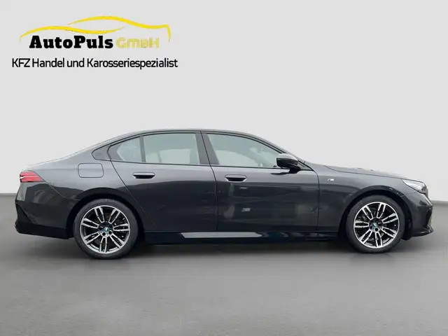 BMW 530 530e ** M PAKET ** AKTION-15.04.2026 ** Ansicht 44