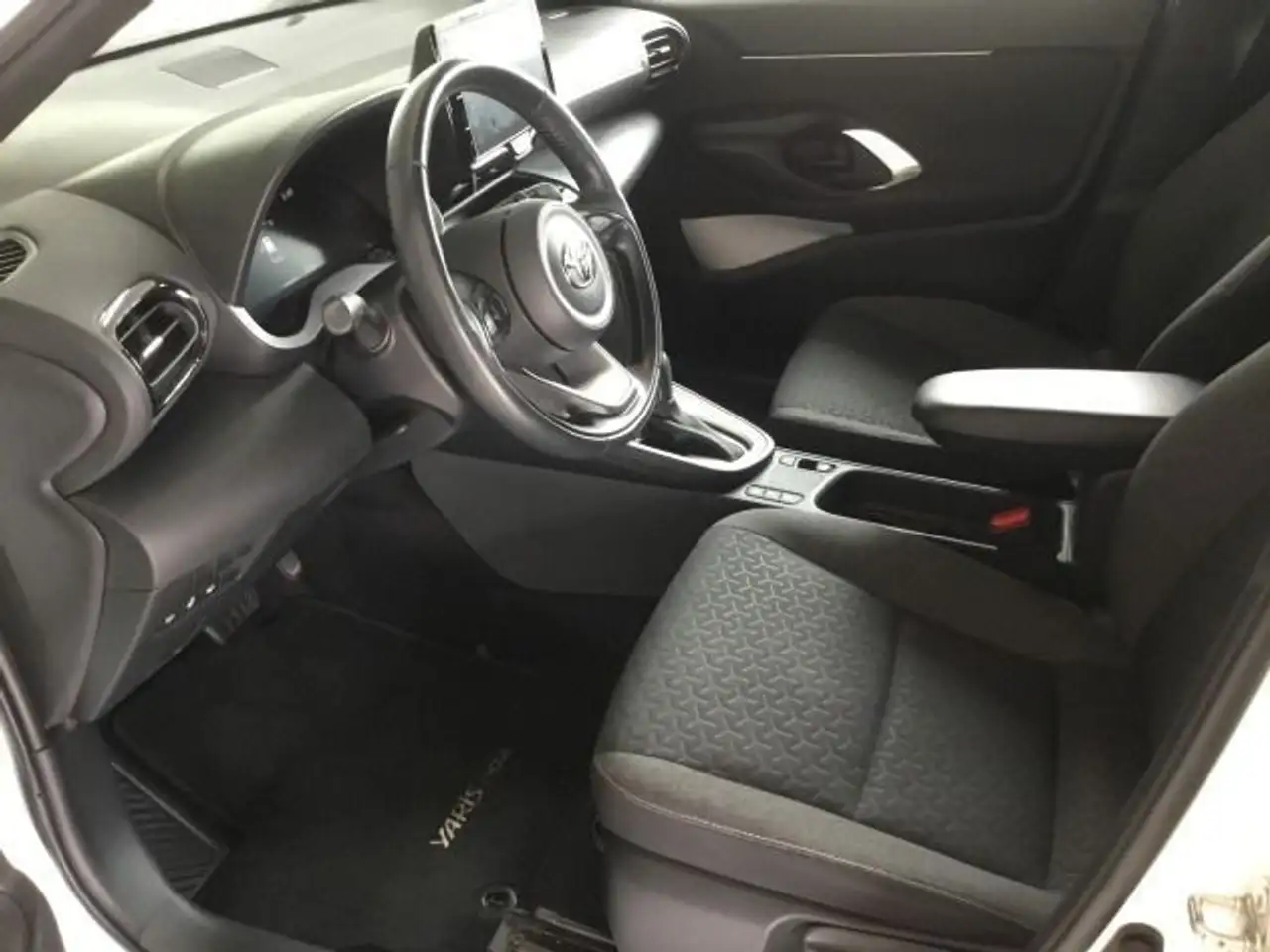 Toyota Yaris Cross 1.5 Hyb. TEAM D LED+NAV+RFK+SHZ+360°, миниатюра 5