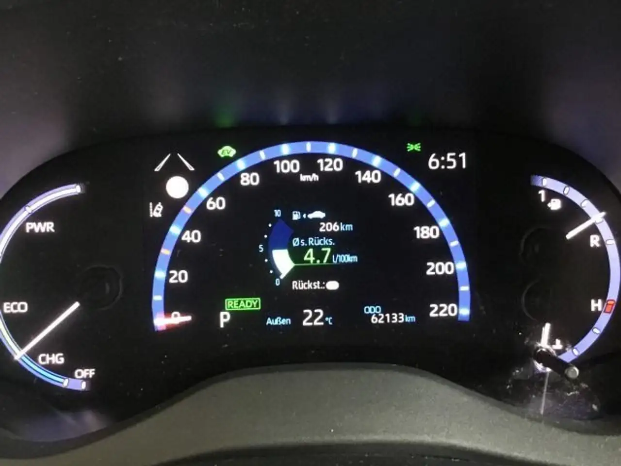Toyota Yaris Cross 1.5 Hyb. TEAM D LED+NAV+RFK+SHZ+360°, миниатюра 4