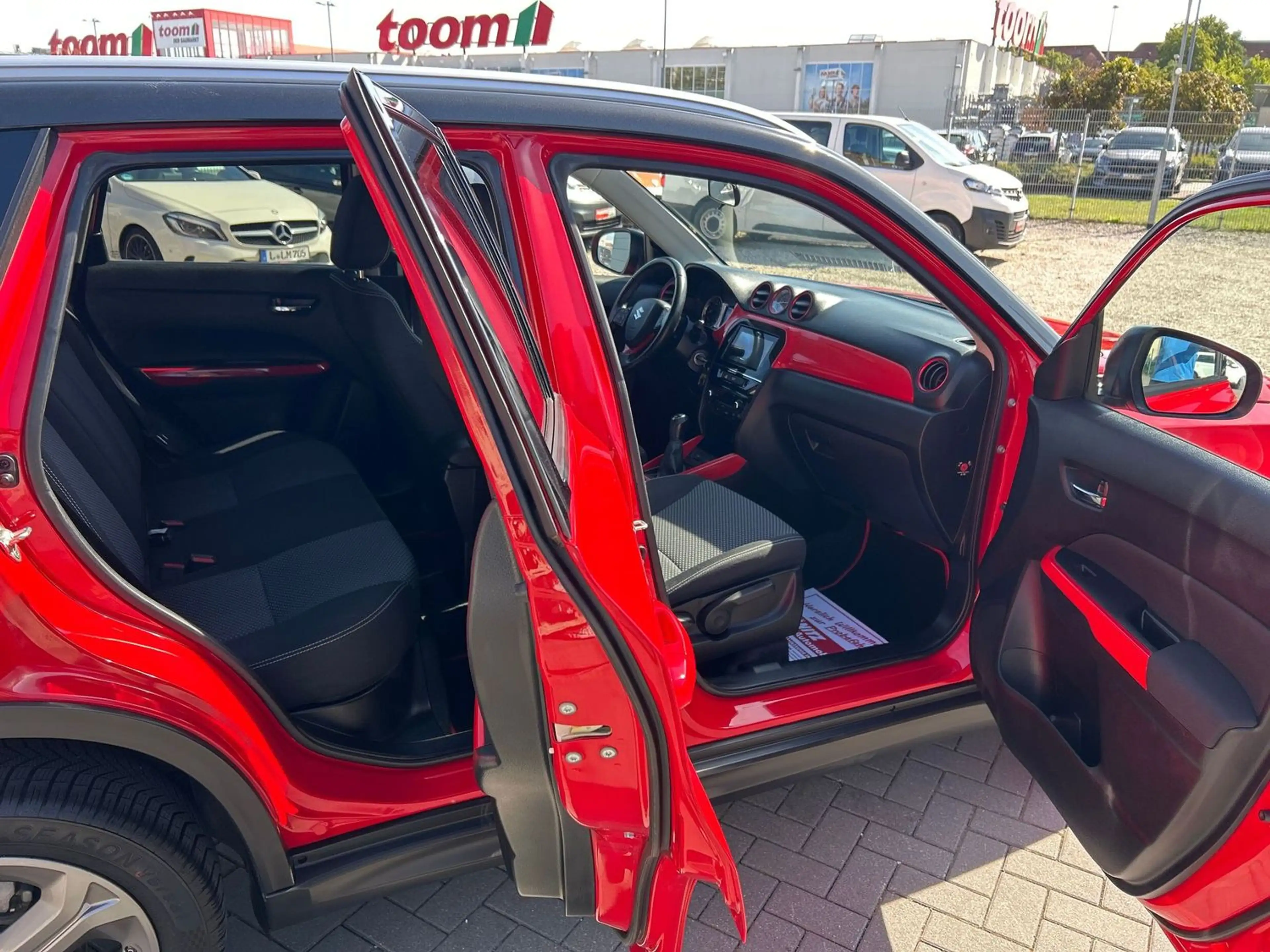 Suzuki Vitara 1.6 Comfort 4x2 / Apple Carplay / Sitzheizung — photo 6