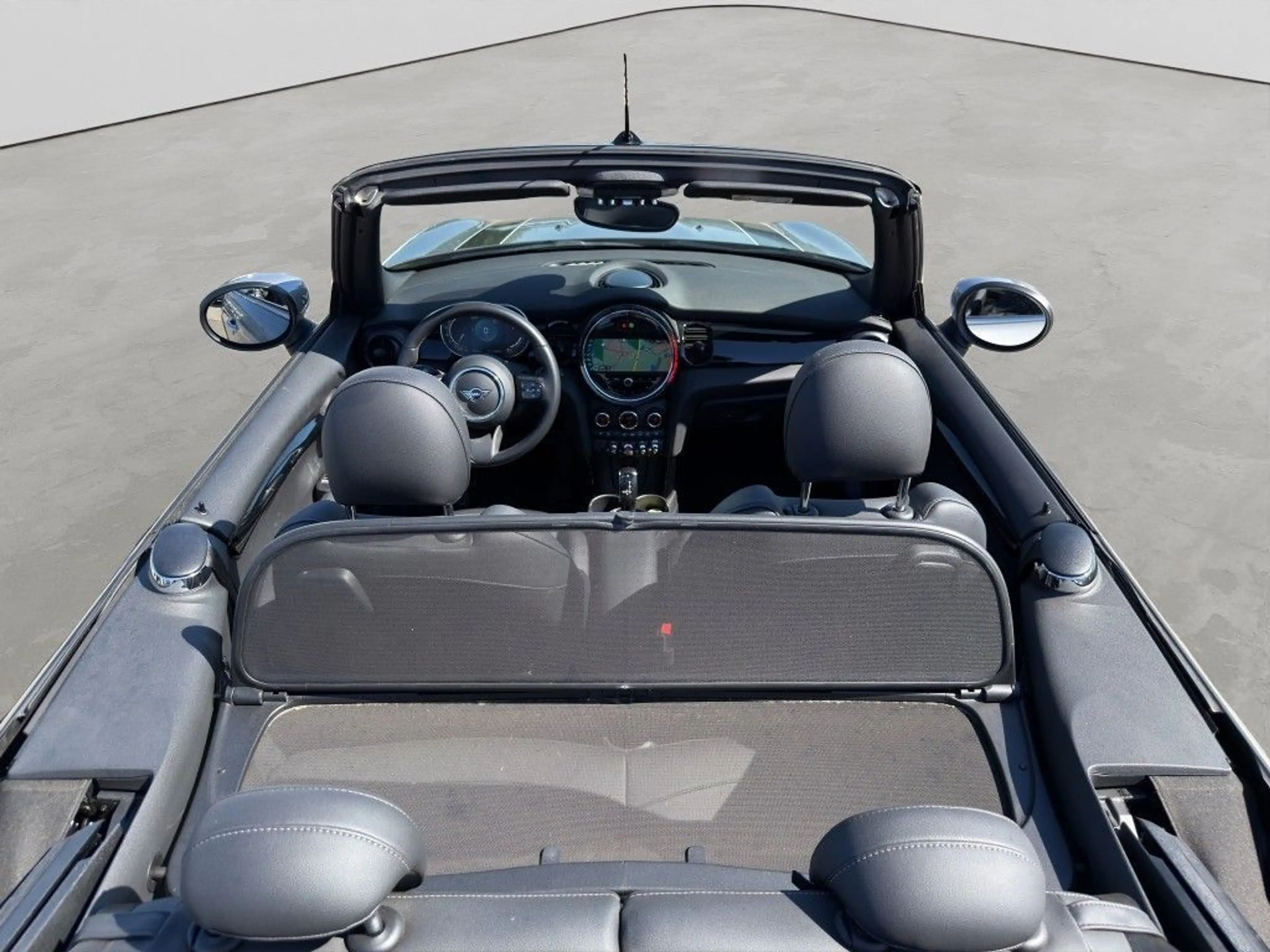 MINI Cooper Cabrio Mini Cooper Cabrio Aut. Classic Trim — photo 13
