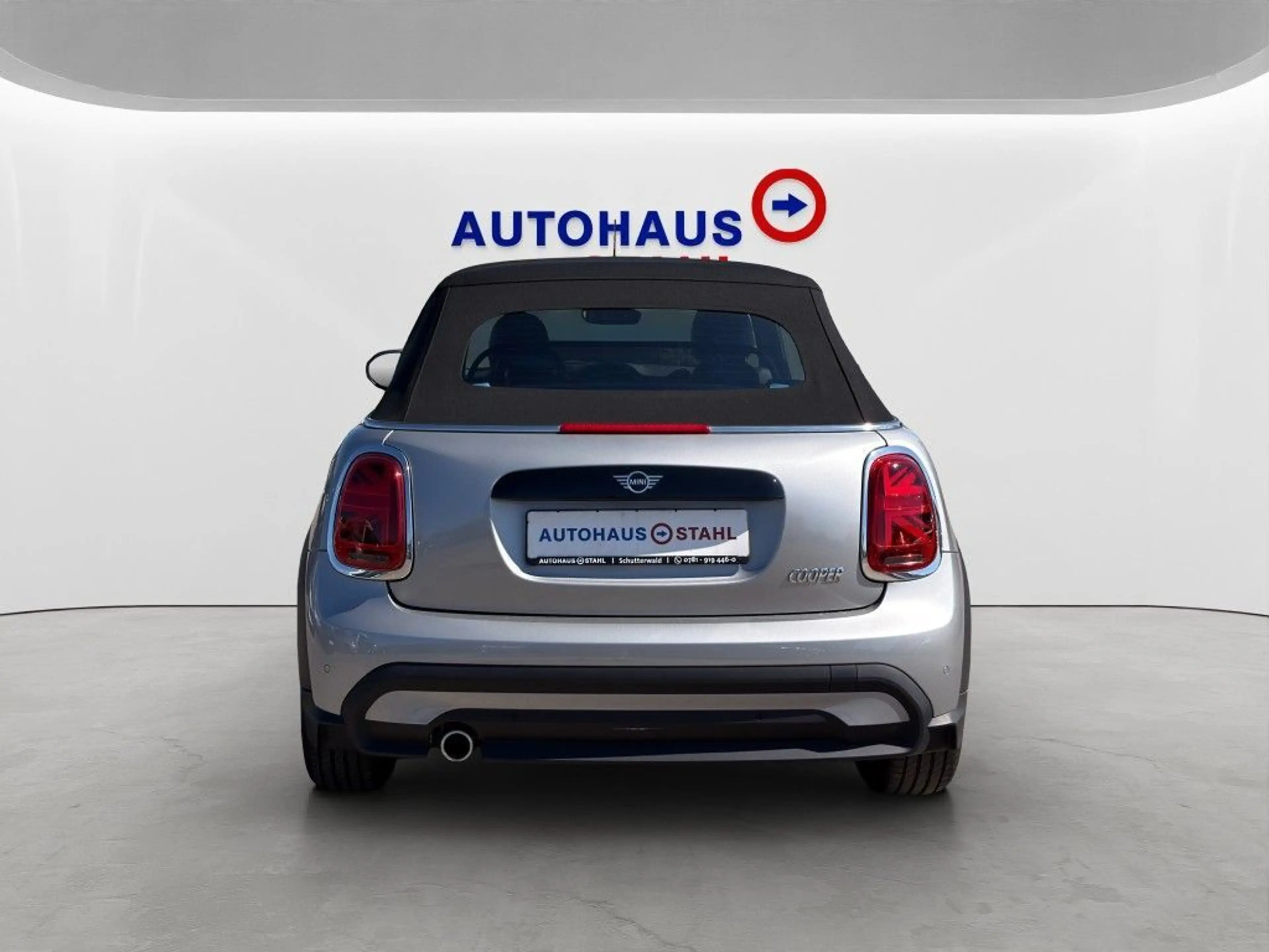 MINI Cooper Cabrio Mini Cooper Cabrio Aut. Classic Trim — photo 4