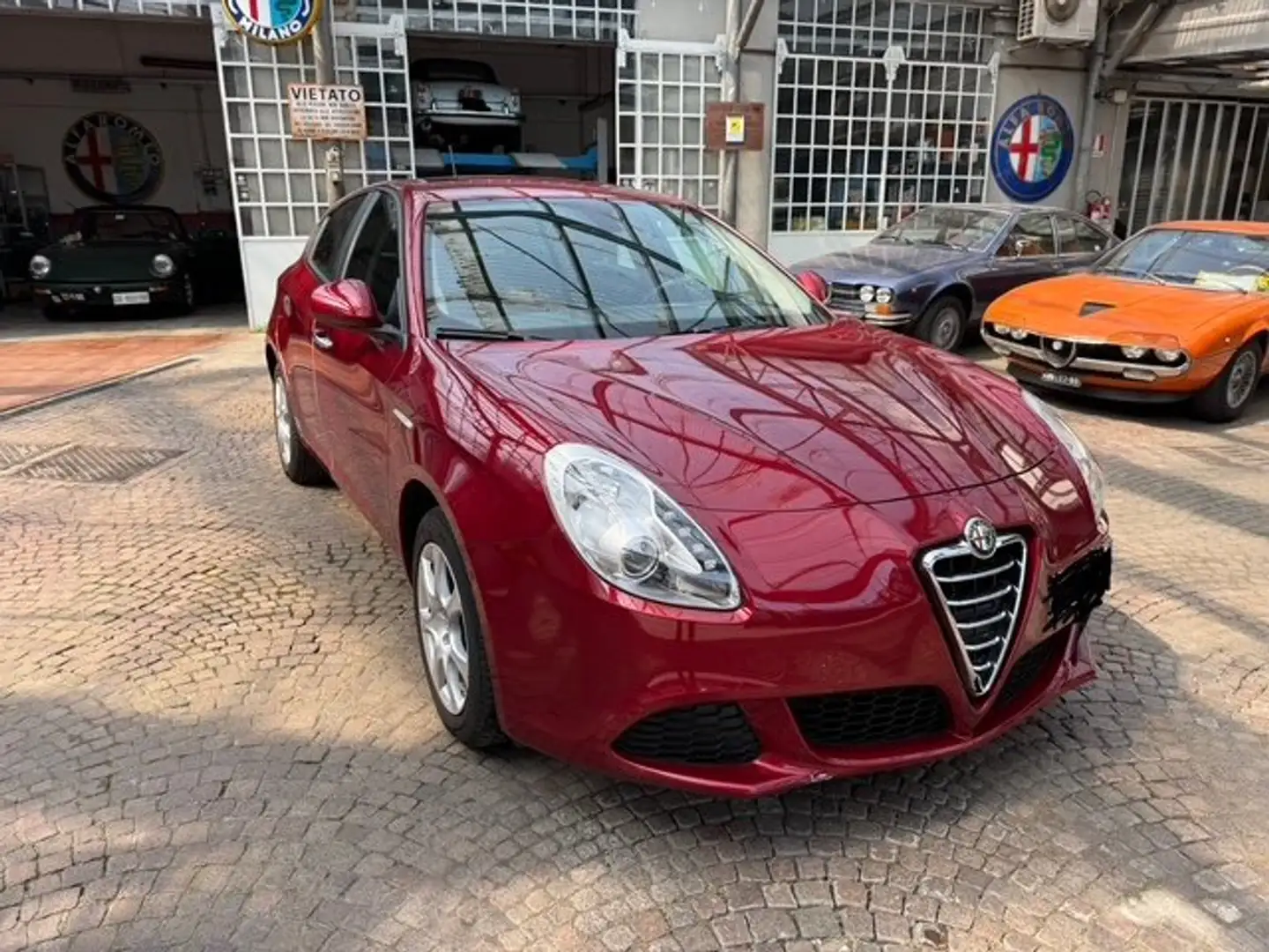 Alfa Romeo Giulietta Giulietta 1.4 tb 105cv Rouge - 2