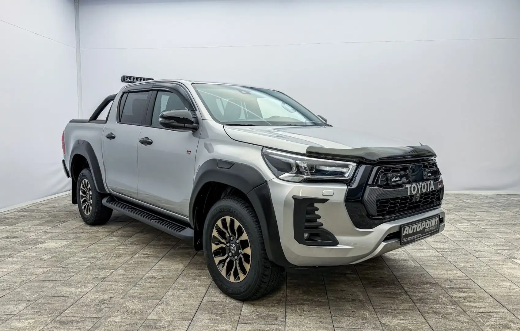 Toyota Hilux 2.8 D4-D GR Sport °Rollo°AHK°Garantie° Silber - 1