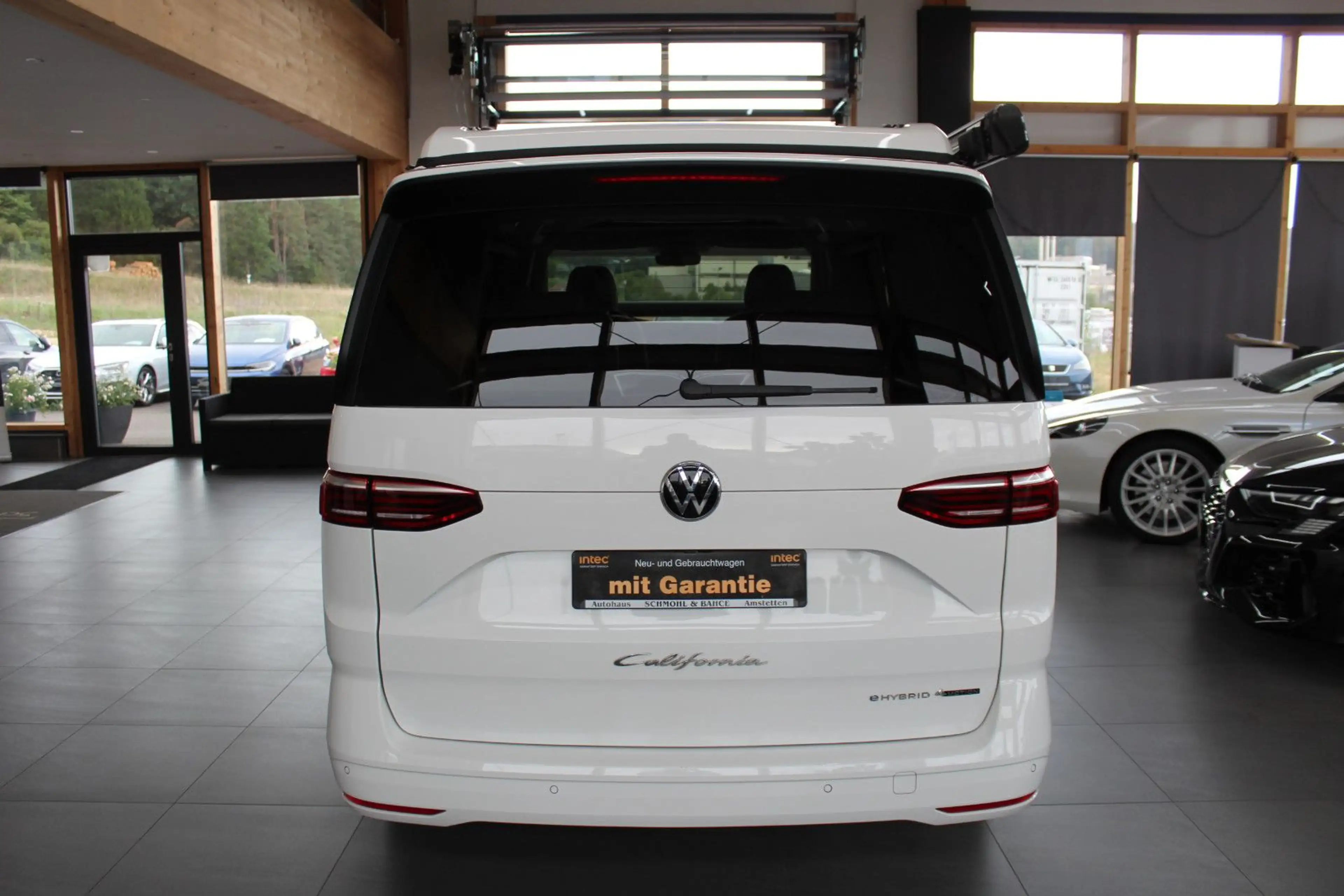 Volkswagen T7 California eHybrid 4MOTION Beach Tour — photo 5
