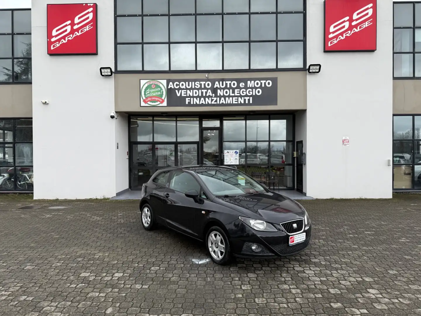 SEAT Ibiza 1.4 TDI 80CV 3p. Special Edition Nero - 1