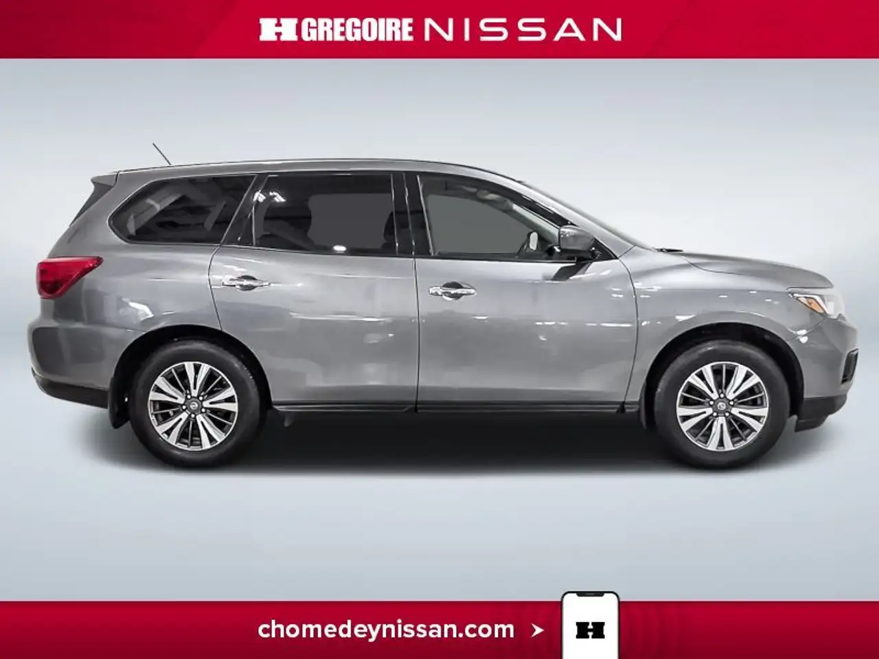 Nissan Pathfinder снимка Nissan Pathfinder