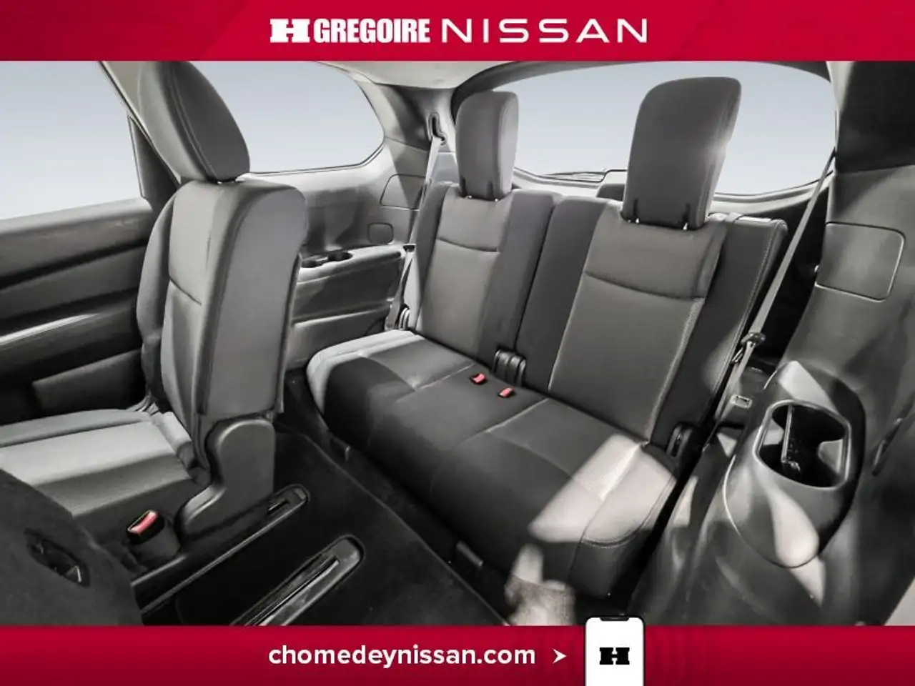 Nissan Pathfinder снимка Nissan Pathfinder