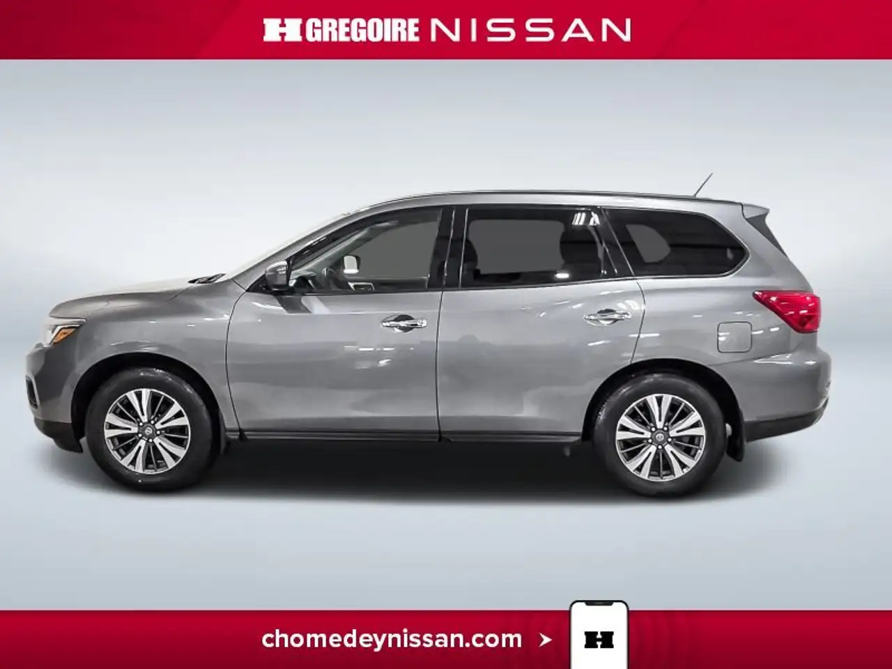 Nissan Pathfinder снимка Nissan Pathfinder