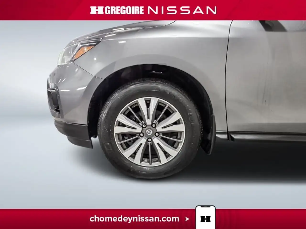 Nissan Pathfinder снимка Nissan Pathfinder