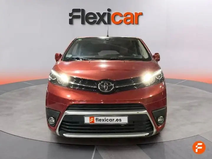 Toyota Proace 2017, foto 2