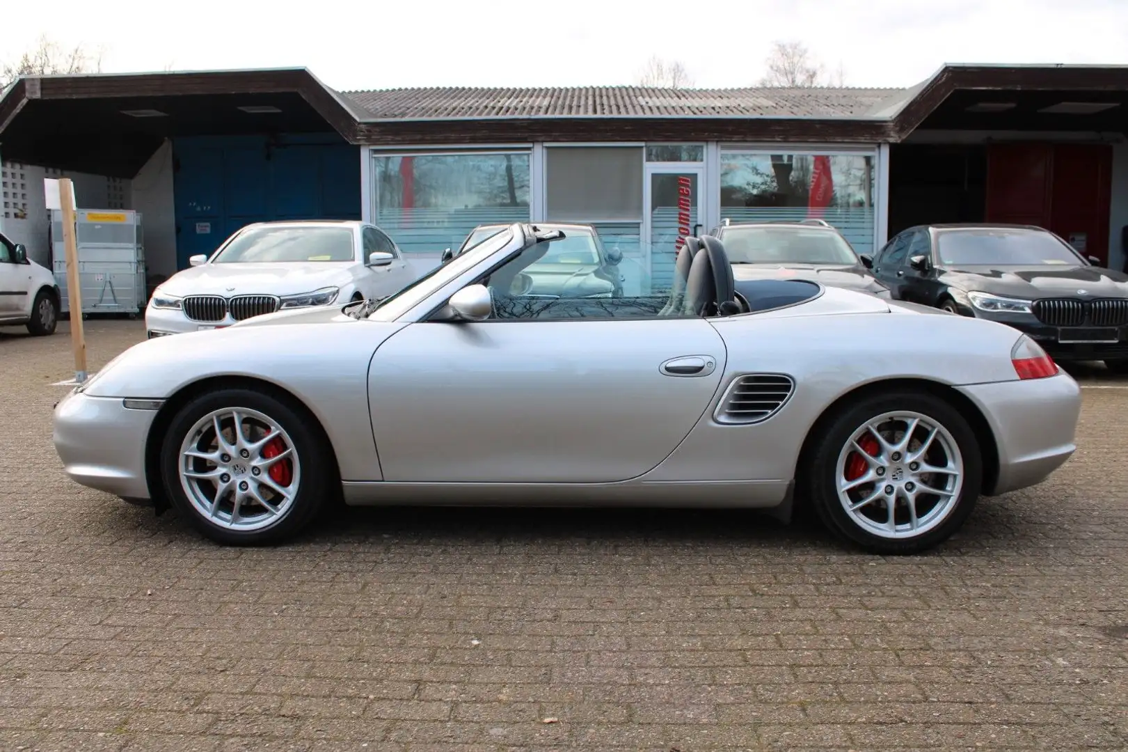 Porsche Boxster S Cabrio 3.2 260PS Automatik Leder SHZ Silber - 1