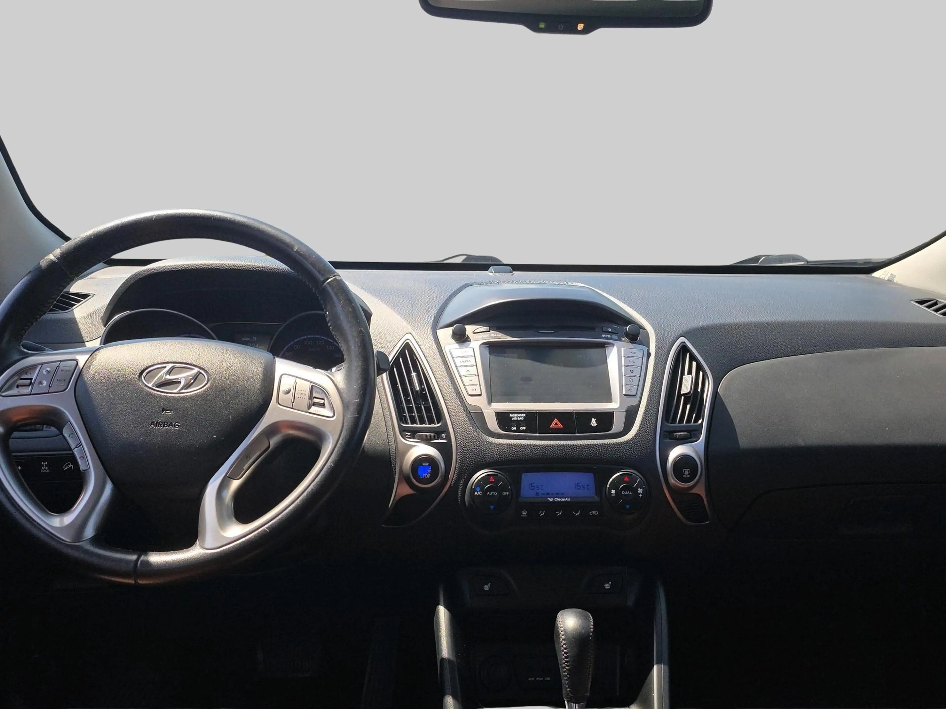 Hyundai iX35 2.0i 4WD i-Catcher — photo 5