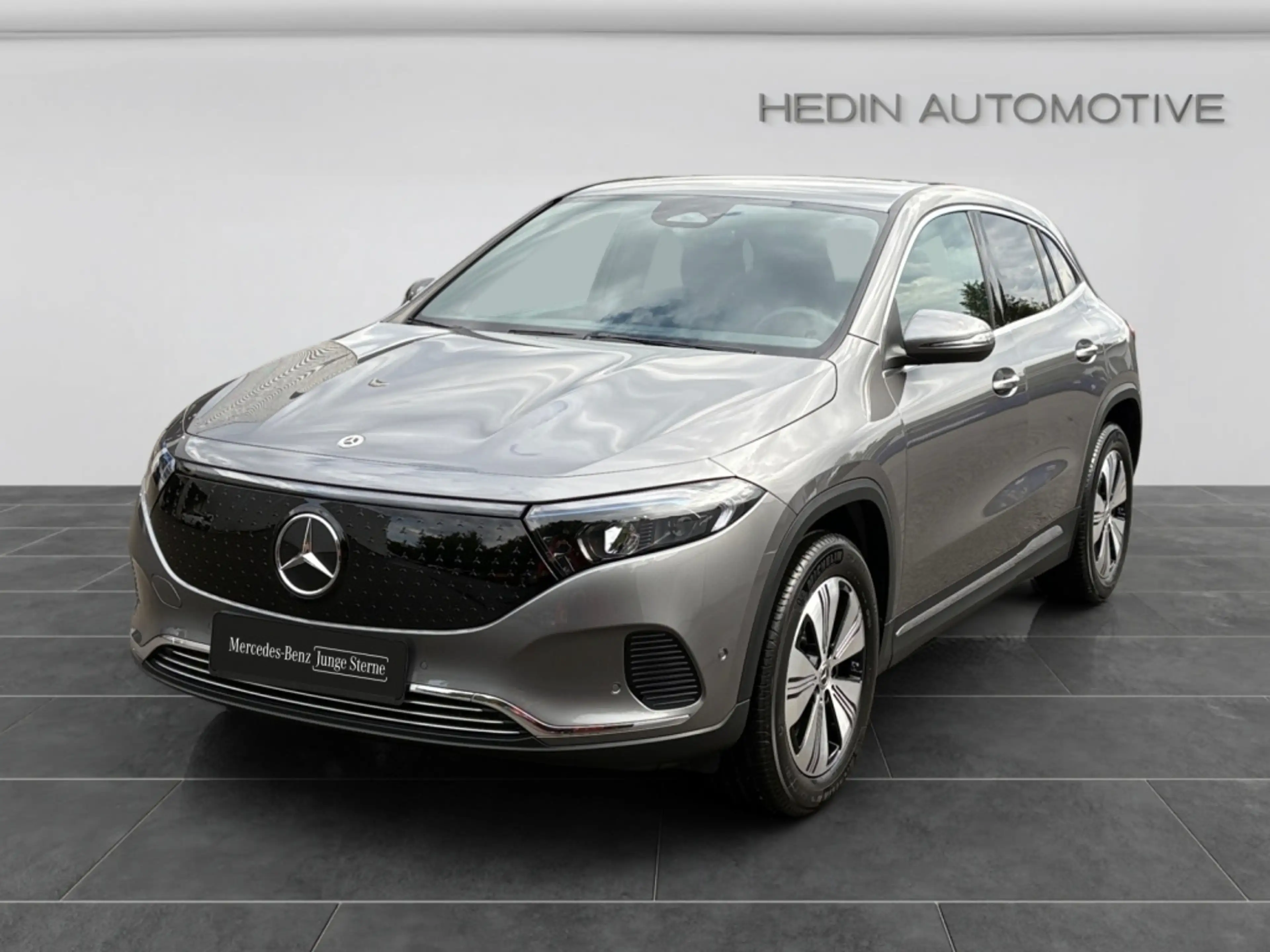 Mercedes-Benz EQA 250 + PROGRESSIVE|KAM|TOTW|SHZ|EASYP|AMBIENTE — photo 2