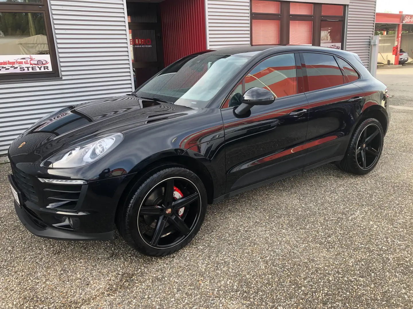 Porsche Macan S 3,0 21 Zoll Räder#ABSOLUT TOP ZUSTAND#SERVICE Schwarz - 2