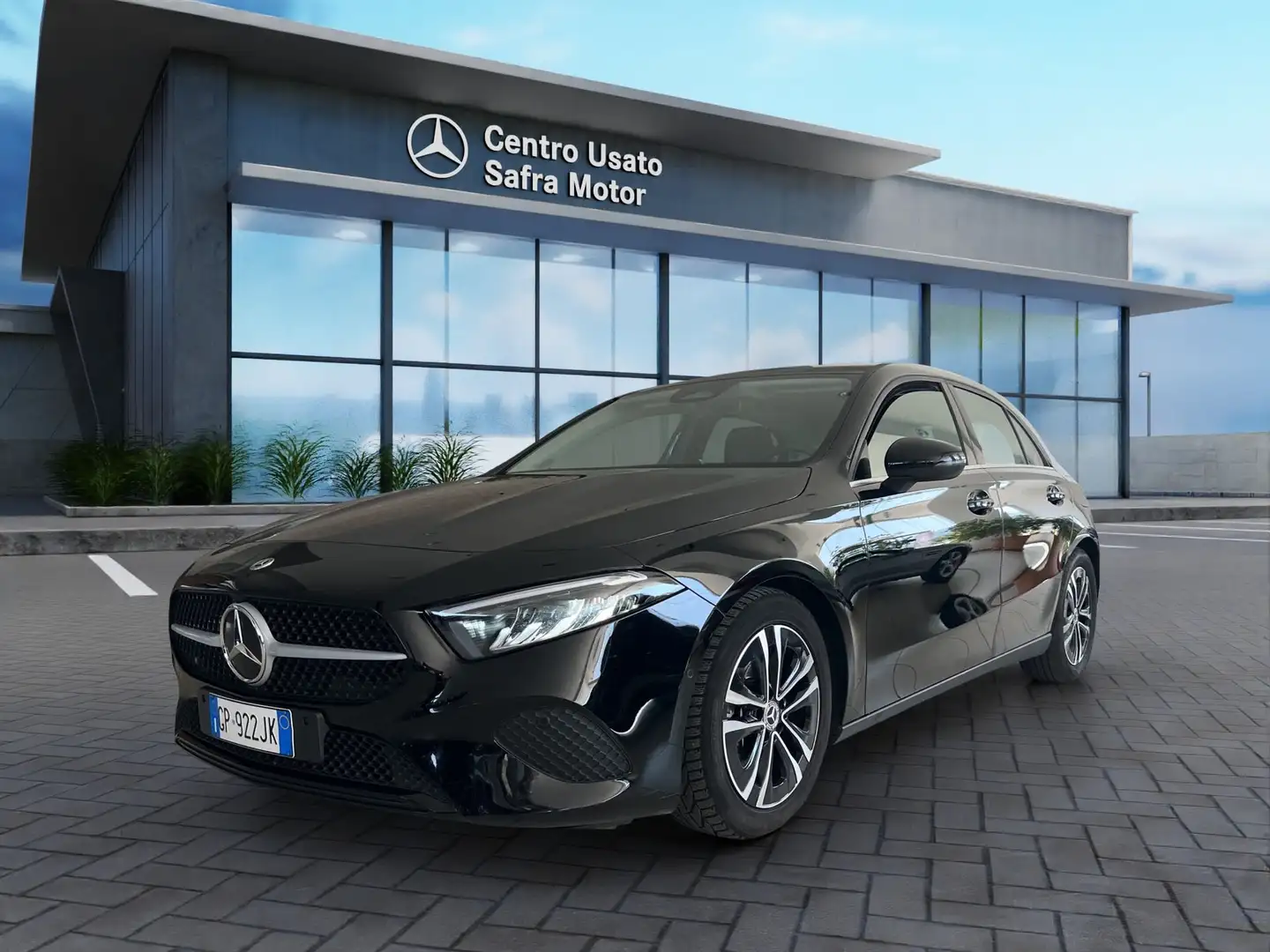 Mercedes-Benz A 180 A 180 d Automatic Advanced Progressive Zwart - 1