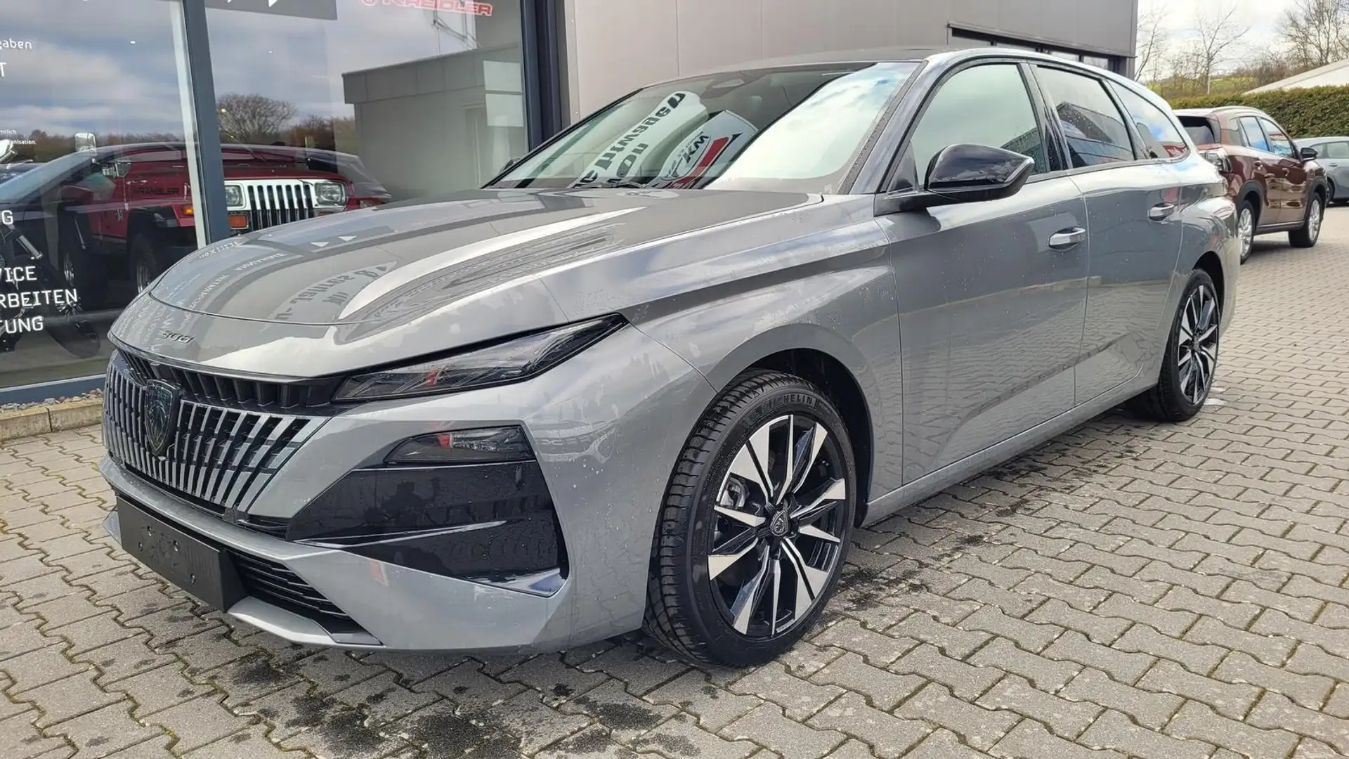 Peugeot 308 SW Hybrid 145 Allure FL*LED*Navi*Shzg*PDC*Cam*A... Grau - 1